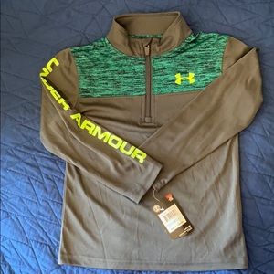 NWT Under Armour boys size 5, 1/4 zip shirt